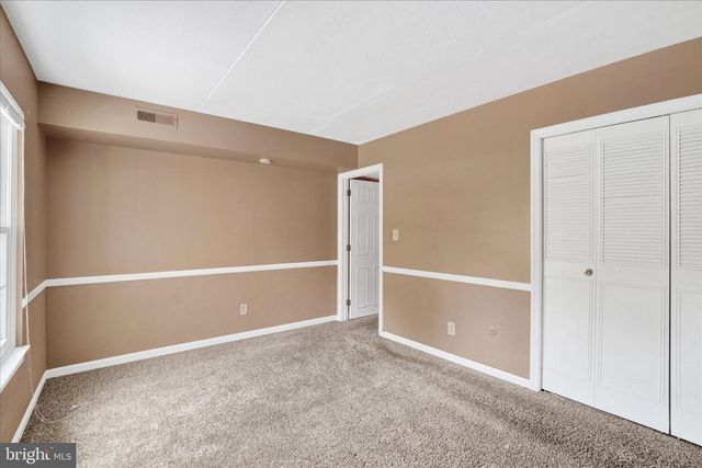 1000 COUNTRY CLUB RD, York, PA 17403
