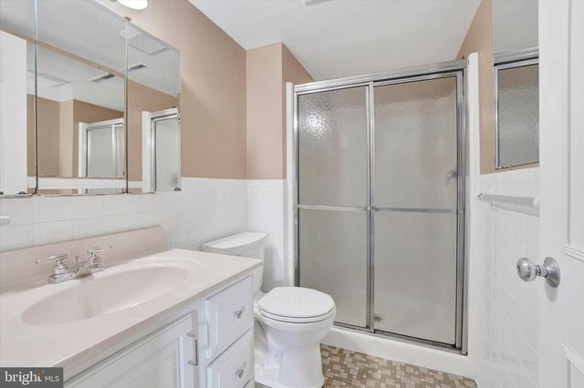1000 COUNTRY CLUB RD, York, PA 17403