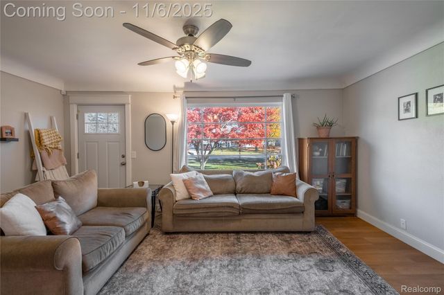 15174 Charluene Drive, Fenton, MI 48430