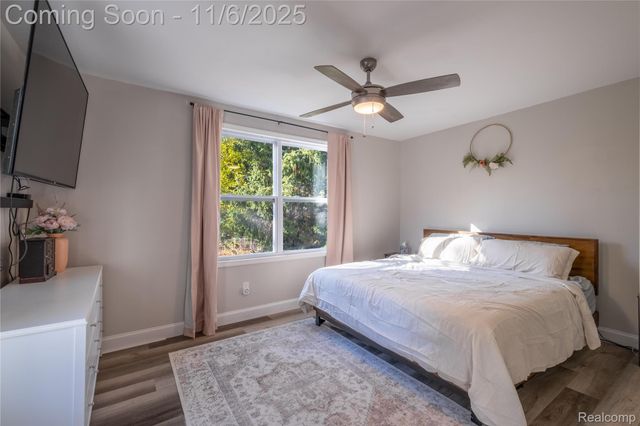 15174 Charluene Drive, Fenton, MI 48430