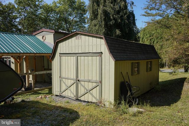 2662 BLACK MOSHANNON RD, Philipsburg, PA 16866