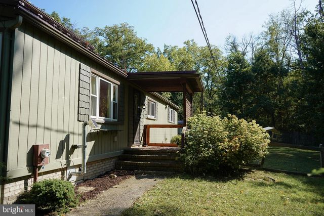 2662 BLACK MOSHANNON RD, Philipsburg, PA 16866