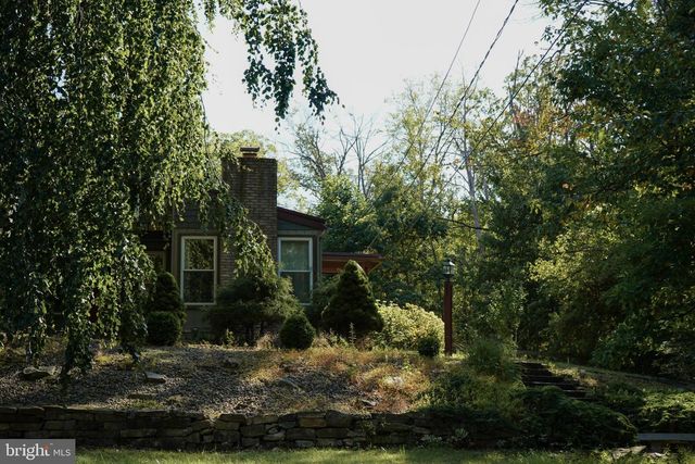 2662 BLACK MOSHANNON RD, Philipsburg, PA 16866