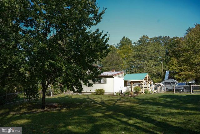 2662 BLACK MOSHANNON RD, Philipsburg, PA 16866