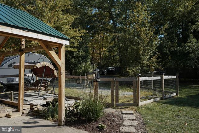 2662 BLACK MOSHANNON RD, Philipsburg, PA 16866