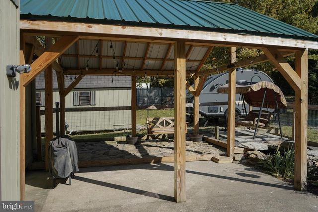 2662 BLACK MOSHANNON RD, Philipsburg, PA 16866