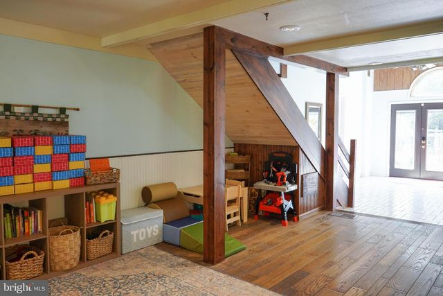 2662 BLACK MOSHANNON RD, Philipsburg, PA 16866