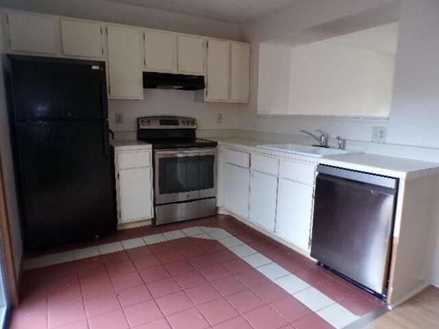 7866 Barkwood Drive, 17A, Worthington, OH 43085