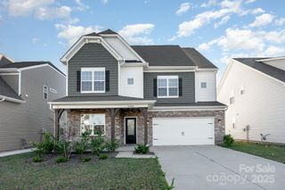 16200 Winfield Hall Drive, Charlotte, NC 28273