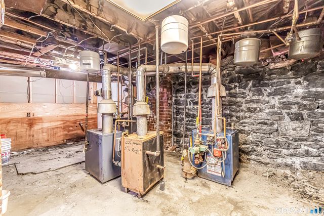 1220 Pembroke Street, Bridgeport, CT 06608