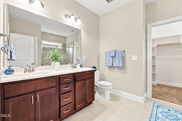 2204 Mills Crest Street, Fuquay Varina, NC 27526