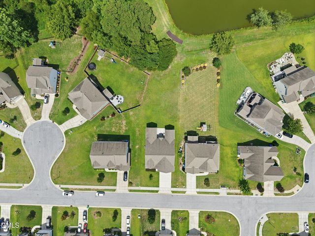 2204 Mills Crest Street, Fuquay Varina, NC 27526