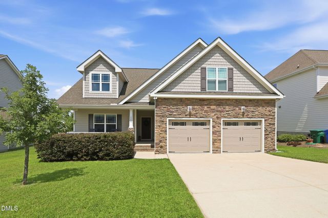 2204 Mills Crest Street, Fuquay Varina, NC 27526