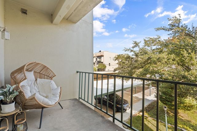 3105 San Jacinto Street 201, Dallas, TX 75204