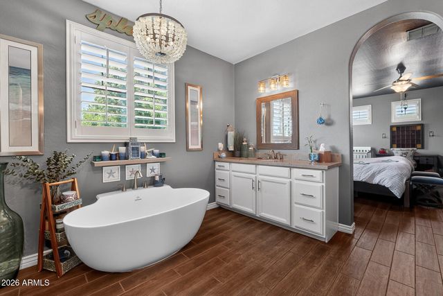 1451 W SEA FOG Drive, Gilbert, AZ 85233