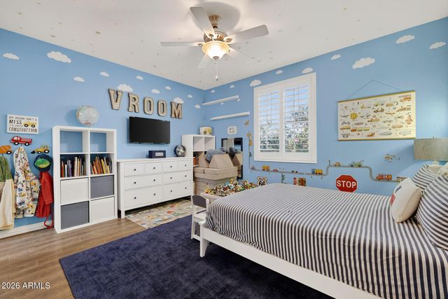 1451 W SEA FOG Drive, Gilbert, AZ 85233