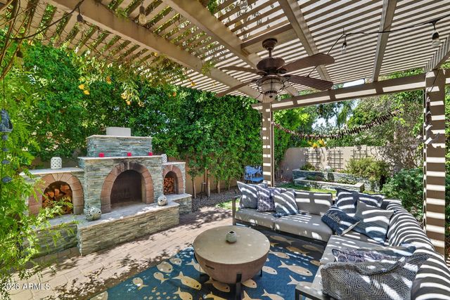1451 W SEA FOG Drive, Gilbert, AZ 85233