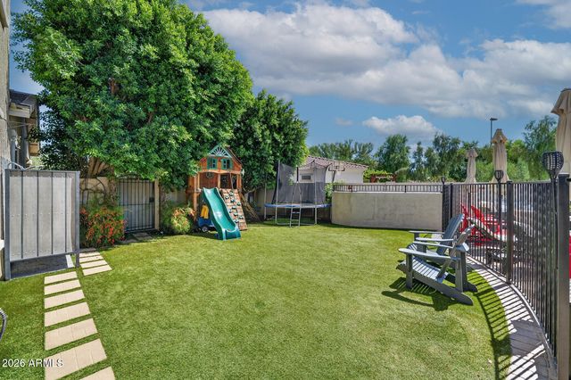 1451 W SEA FOG Drive, Gilbert, AZ 85233