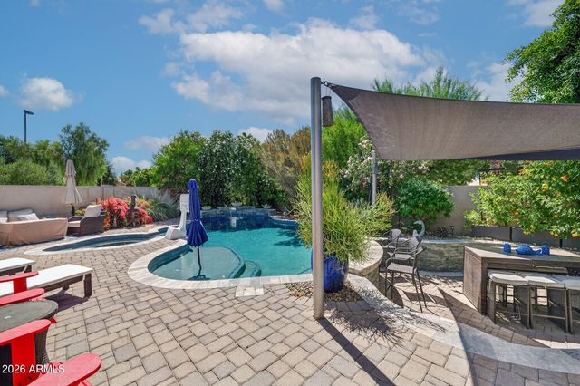 1451 W SEA FOG Drive, Gilbert, AZ 85233