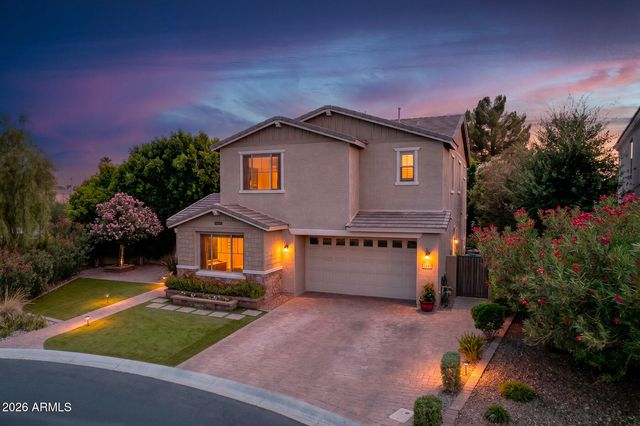 1451 W SEA FOG Drive, Gilbert, AZ 85233