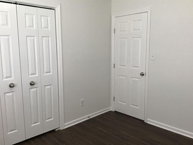 327 Leisure Lane, Montgomery, TX 77356