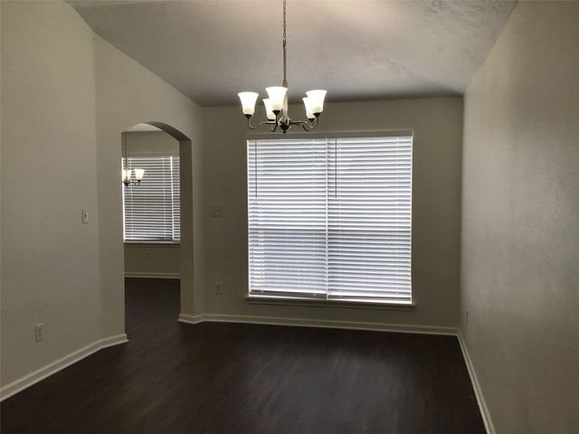 327 Leisure Lane, Montgomery, TX 77356