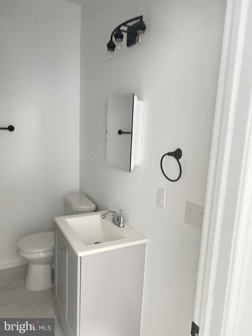 45 N FARSON ST, Philadelphia, PA 19139