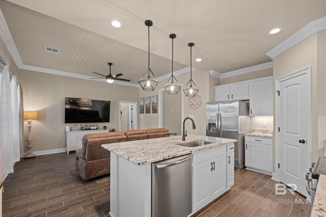 17087 Delta Avenue, Robertsdale, AL 36567