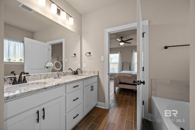 17087 Delta Avenue, Robertsdale, AL 36567