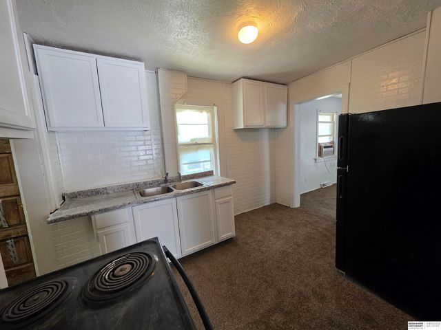 4717 N 18th Street, Omaha, NE 68110