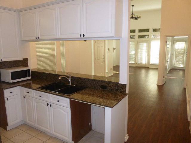 2918 Ranch Road 620 N Y194, Austin, TX 78734