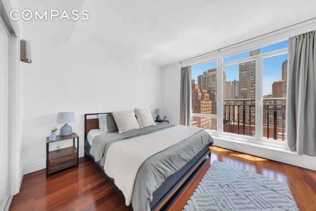 45 Park Ave Apt 1005, New York City, NY 10016
