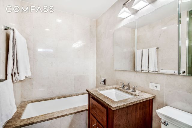 45 Park Ave Apt 1005, New York City, NY 10016