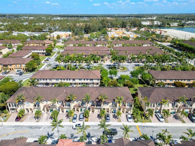 12965 SW 133rd Ter, Miami, FL 33186