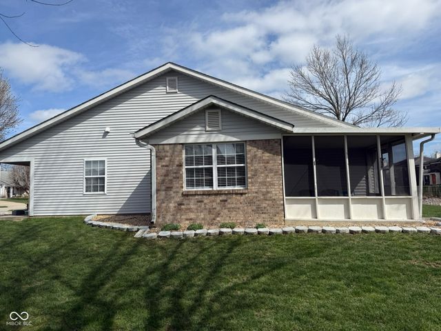 413 Dangerfield Drive, Beech Grove, IN 46107