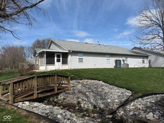 413 Dangerfield Drive, Beech Grove, IN 46107