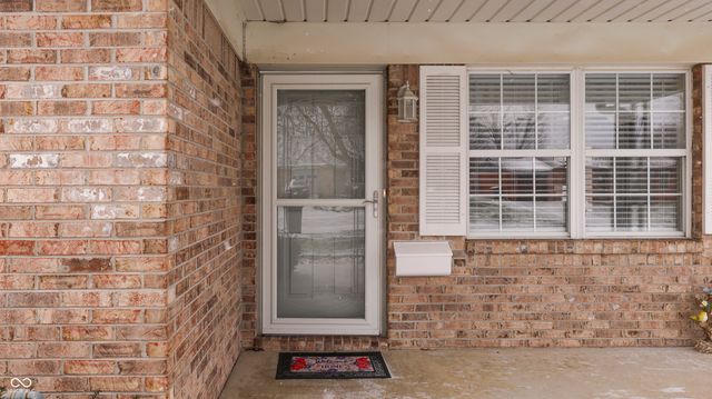 413 Dangerfield Drive, Beech Grove, IN 46107