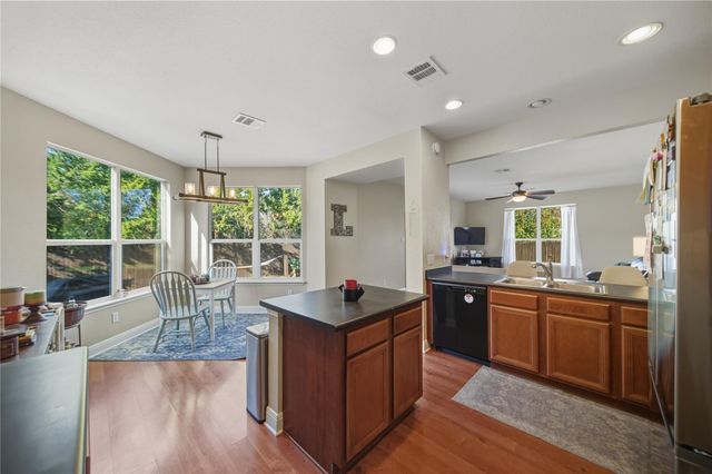 2207 Lauren LOOP, Leander, TX 78641