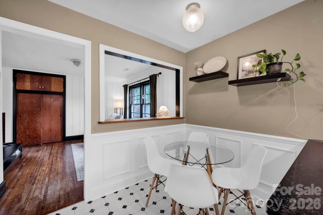 1227 Barkley Road, Charlotte, NC 28209