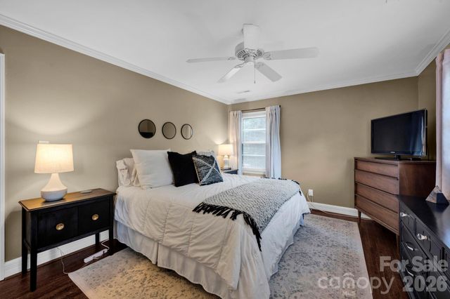 1227 Barkley Road, Charlotte, NC 28209