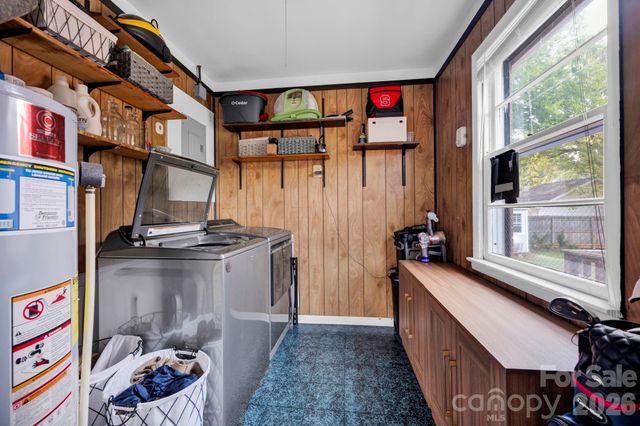 1227 Barkley Road, Charlotte, NC 28209