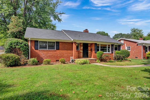 1227 Barkley Road, Charlotte, NC 28209