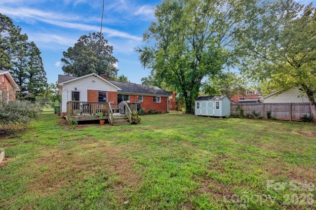 1227 Barkley Road, Charlotte, NC 28209