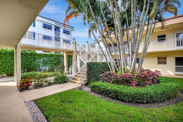 638 Snug Harbor Drive E11, Boynton Beach, FL 33435