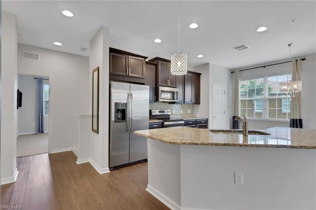 18320 Creekside Preserve LOOP # 201, Fort Myers, FL 33908