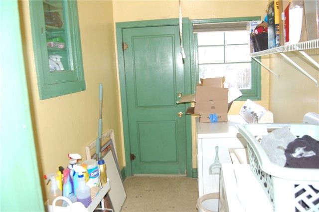 4160 CHESTNUT Street, Riverside, CA 92501