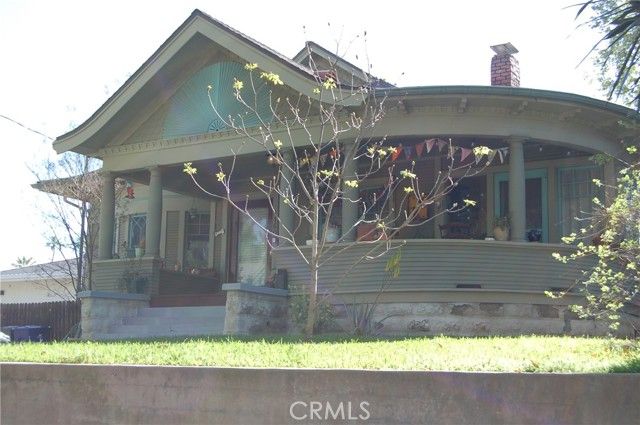 4160 CHESTNUT Street, Riverside, CA 92501