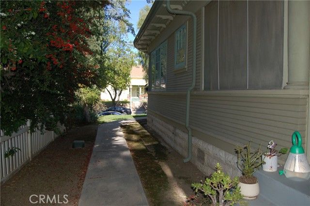 4160 CHESTNUT Street, Riverside, CA 92501