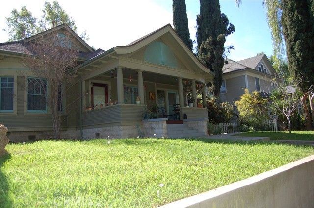 4160 CHESTNUT Street, Riverside, CA 92501