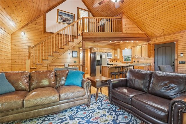 4 Matthews Creek Lane, Cleveland, SC 29635